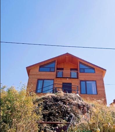 Alpine Night Ალპური Ღამე Hotel Juta Exterior photo